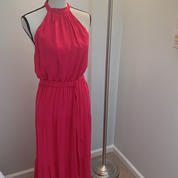 Halter midi dress - Picture 2 of 5